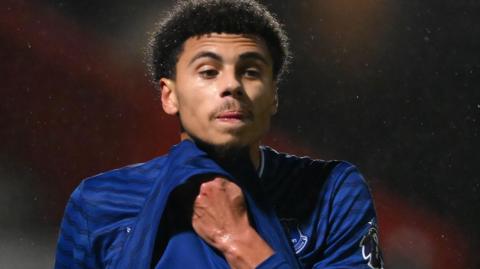 Reece Welch in action for Everton's under-21 side