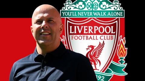 Arne Slot and the Liverpool club crest