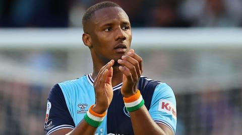 Richard Kone applauds