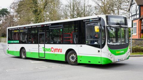 Bws Traws Cymru