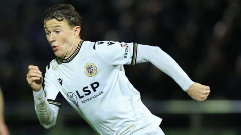 Bromley midfielder Jude Arthurs in action