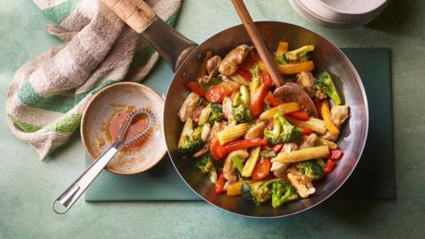 Ginger and garlic chicken stir fry
