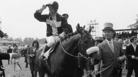 Geoff Lewis rode Mill Reef to victory at the 1971 Derby