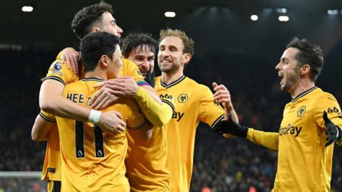 Wolves celebrate