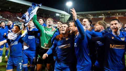 St Johnstone celebrate their Scottish Championship title success
