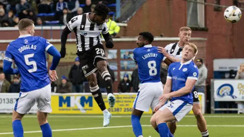 Queen of the South v St Mirren