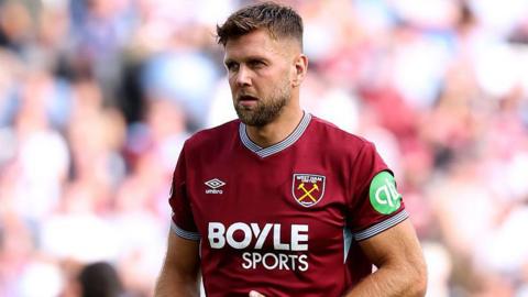 Niclas Fullkrug in a claret West Ham shirt during a game