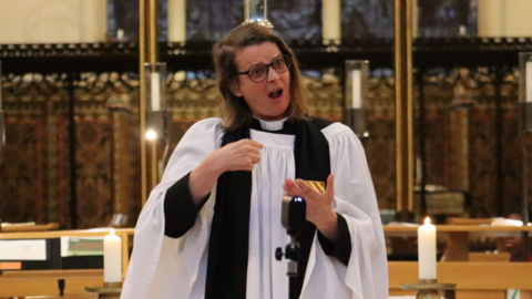 The Revd Canon Cathy Nightingale using British Sign Language at Leicester Cathedral