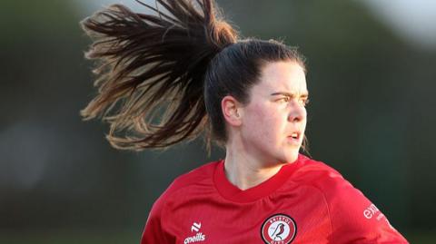 Bristol City player Esther Morgan