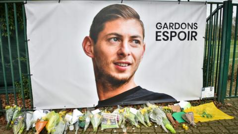 Emiliano Sala tribute in Nantes