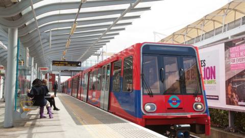 DLR train