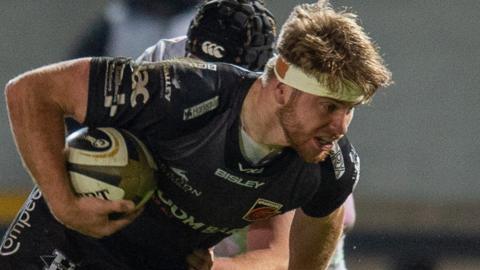 Aaron Wainwright in action for Dragons