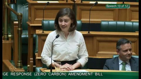 Chlöe Swarbrick speaks in parliament