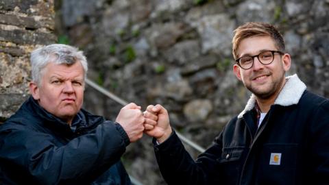 Adrian Chiles a Steffan Powell