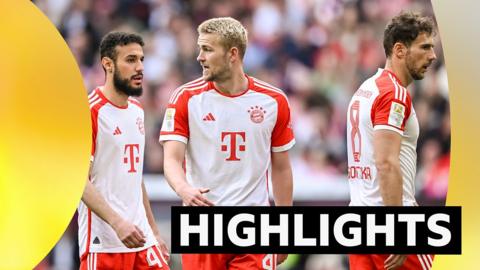 Bayern Munich players look frustrated after losing to RB Leipzig