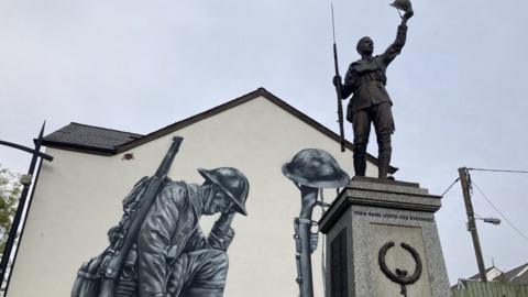 The war mural in Abertillery