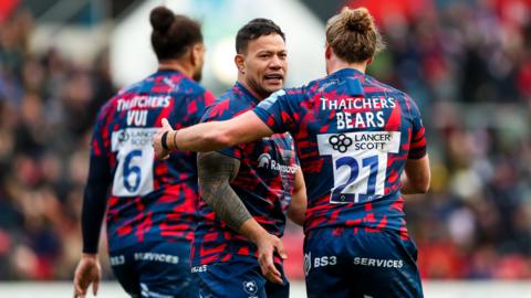 Alapati Leiua celebrates his try for Bristol