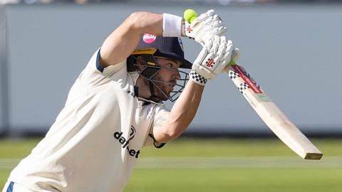 Caleb Jewell batting for Derbyshire