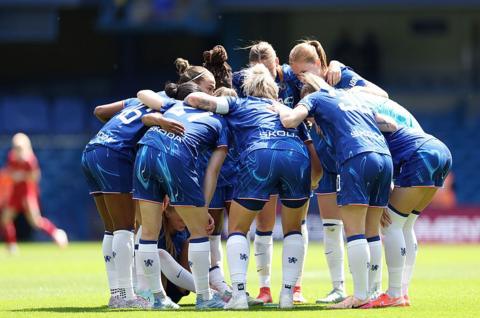 Chelsea players in a huddle