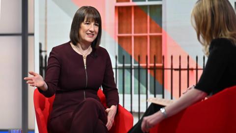 Rachel Reeves being interviewed by Laura Kuenssberg in the studio