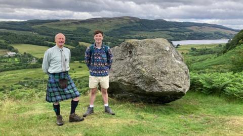 Charlie Hunter agus Ramsay MacMahon