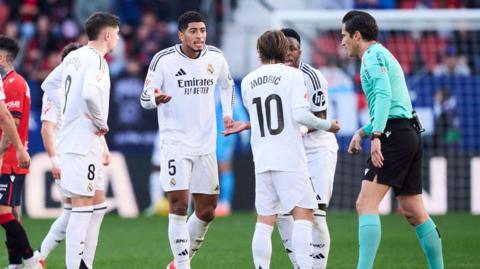 Jude Bellingham gesticulates after being sent off against Osasuna