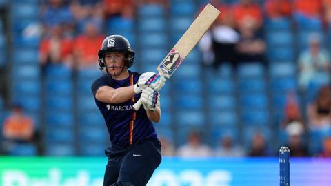 Grace Harris batting for London Spirit