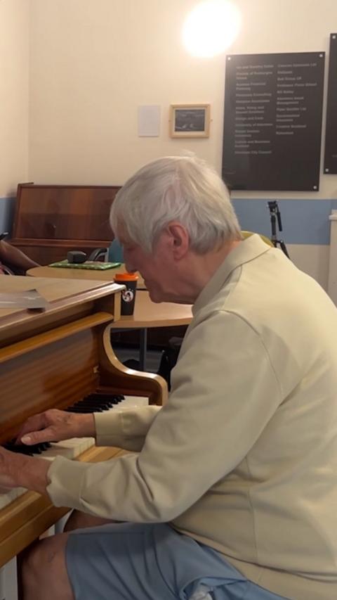 Leonard Albiston - elderly man, seated at a piano playing