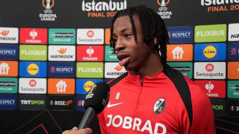 Johan Manzambi of Freiburg speaks to the media 