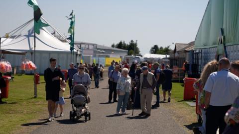 Maes eisteddfod yr Urdd