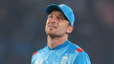 Jos Buttler looks to the heavens in desperation