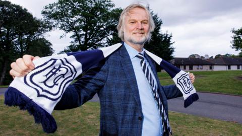 Dundee head coach Steven Pressley