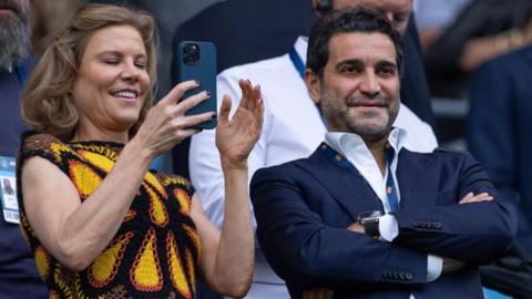 Amanda Staveley and Mehrdad Ghodoussi 