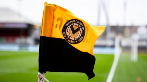 Newport County flag