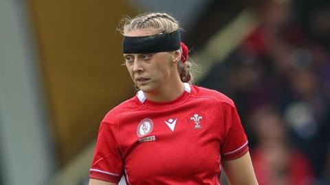 Hannah Jones in a head bandage at the Rugby World Cup