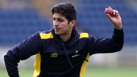 Mir Hamza training with Glamorgan in 2024