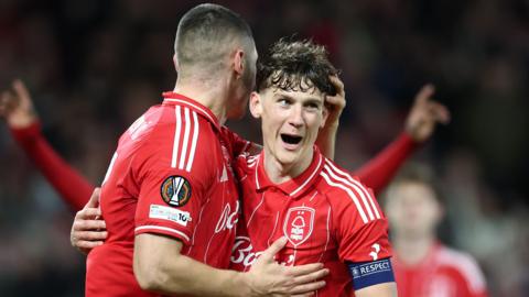Nottingham Forest celebrate
