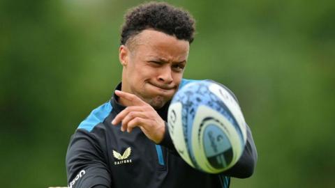 Regan Grace in training with Bath