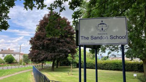 The entrance to The Sandon School