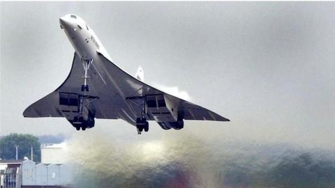 A Concorde taking off in 2001