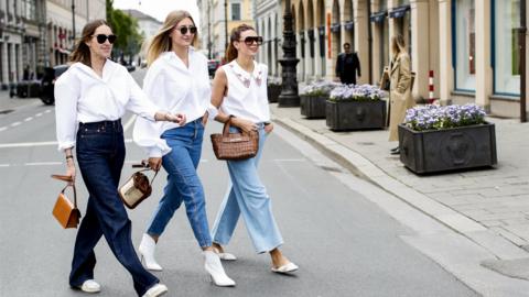 women wearing Levi Strauss jeans