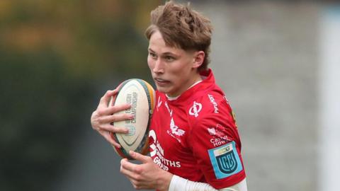 Ellis Mee for Scarlets