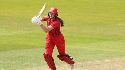 Tilly Kesteven of Lancashire Thunde