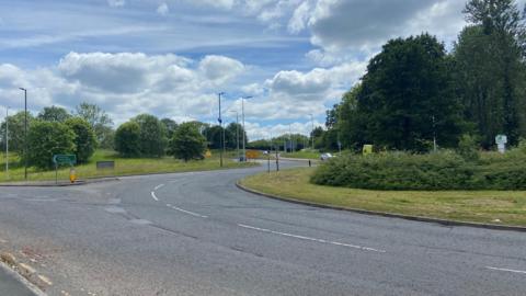 Roundabout at the A3