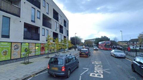 Traffic on Barns Road, Cowley