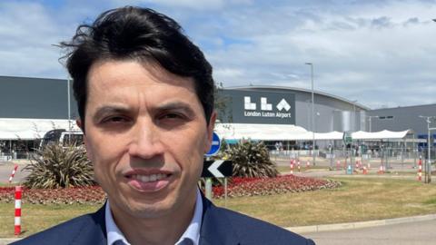 Alberto Martin, Luton Airport chief executive