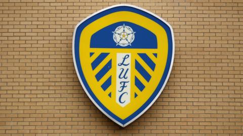 Leeds United crest