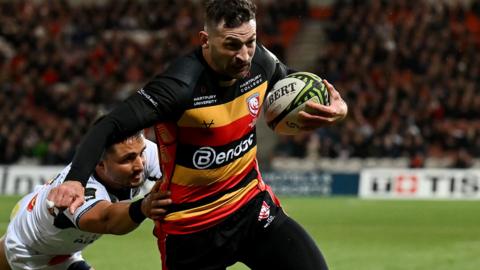 Jonny May scores a try for Gloucester