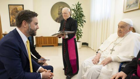 JD Vance sitting down and speaking with Pope Francis