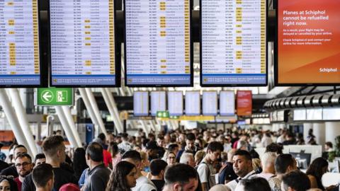 Crowds at Schiphol Airport on 24 July 2019